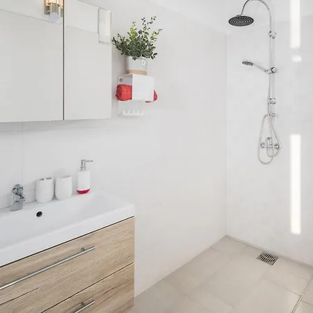 Holiday home Awesome In With Kitchen Valtura