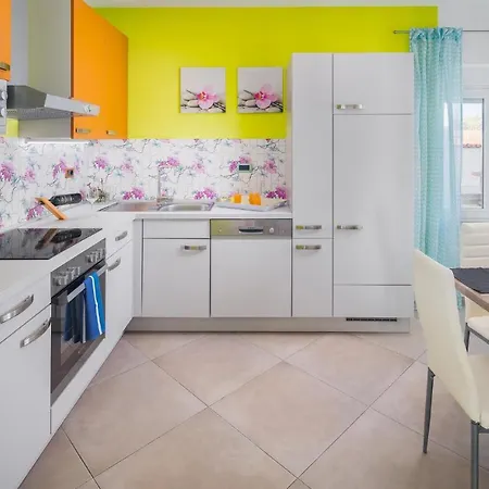 Holiday home Awesome In With Kitchen